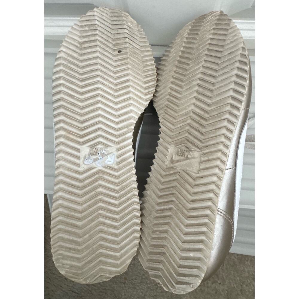 Vintage Nike Cortez Metallic Champagne Gold Leather Sneakers Y2K Women’s 8 - Picture 16 of 16